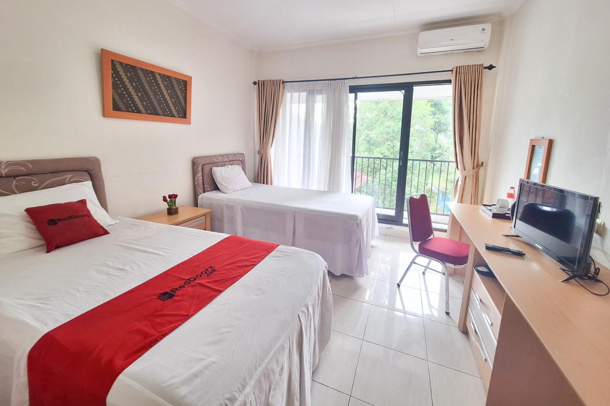 Reddoorz Resort At Tridaya Cisarua Puncak 외부 사진