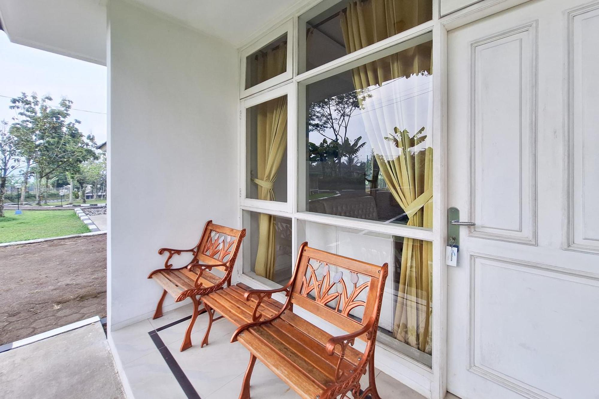 Reddoorz Resort At Tridaya Cisarua Puncak 외부 사진