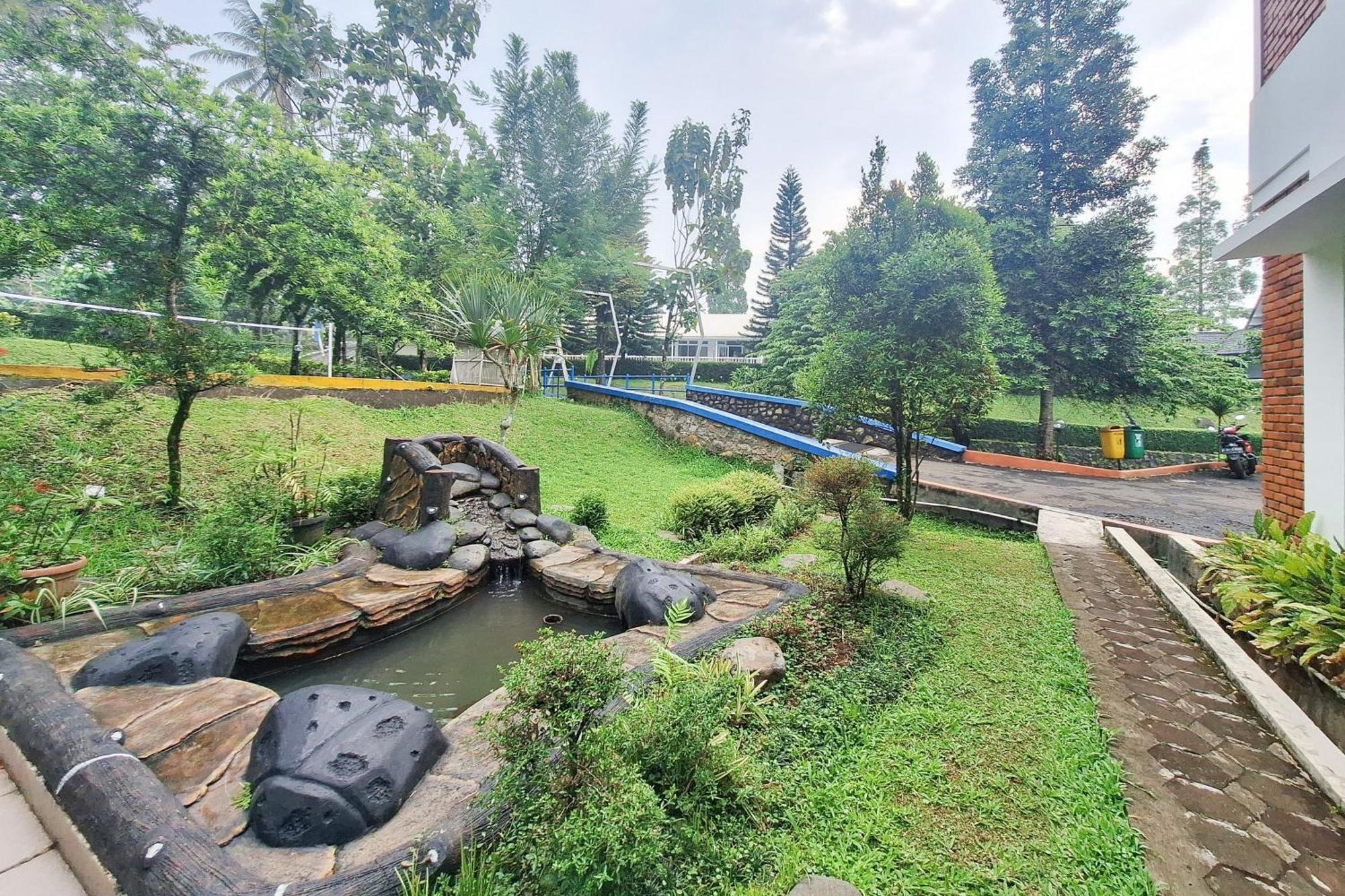 Reddoorz Resort At Tridaya Cisarua Puncak 외부 사진